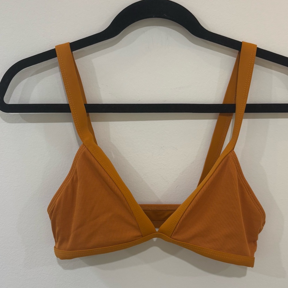 L*SPACE Ribbed Triangle Bikini Top - Picture 1 of 4